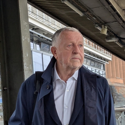 Jean-Michel Aulas Autograph Profile