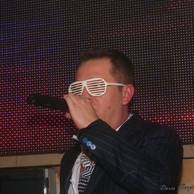 Jędker Autograph Profile