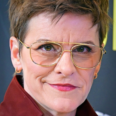Jenn Colella Autograph Profile