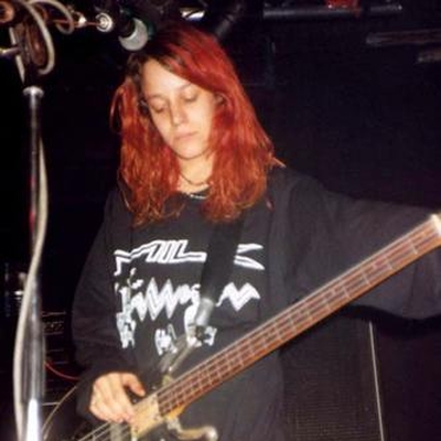 Jennifer Finch Autograph Profile