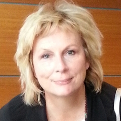 Jennifer Saunders