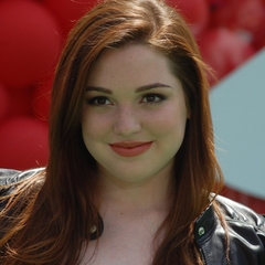 Jennifer Stone