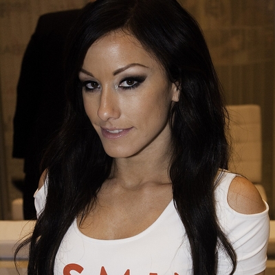 Jennifer White Autograph Profile