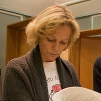 Jenny Seagrove Autograph Profile