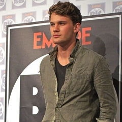 Jeremy Irvine