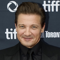 Jeremy Renner