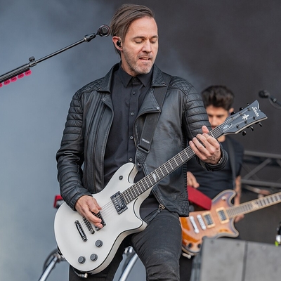 Jerry Horton Autograph Profile