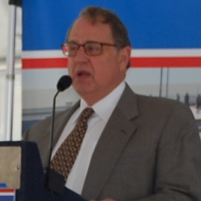 Jerry Reinsdorf Autograph Profile