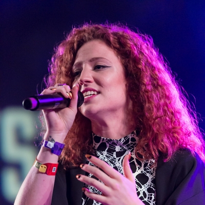 Jess Glynne Autograph Profile