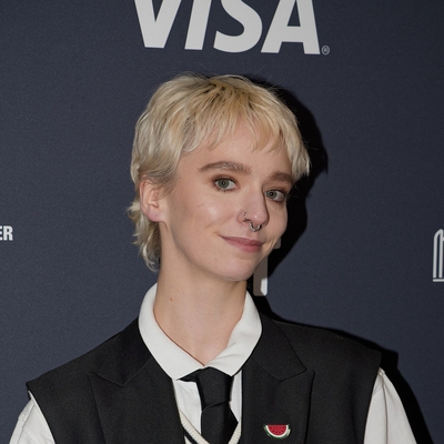 Jess McLeod Autograph Profile