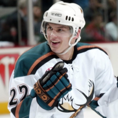 Jesse Schultz Autograph Profile