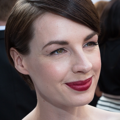 Jessica Raine Autograph Profile