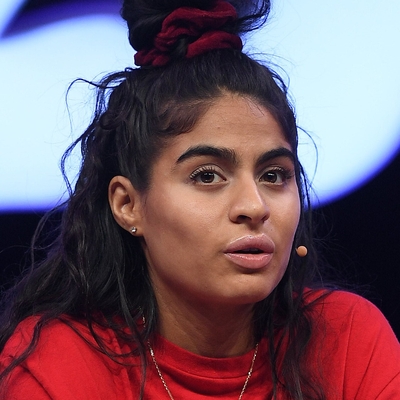 Jessie Reyez Autograph Profile