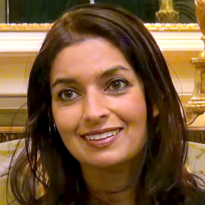 Jhumpa Lahiri Autograph Profile