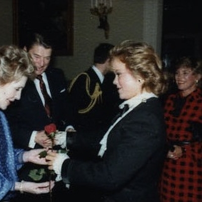 Jill Whelan Autograph Profile