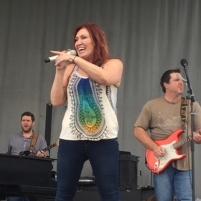 Jo Dee Messina Autograph Profile