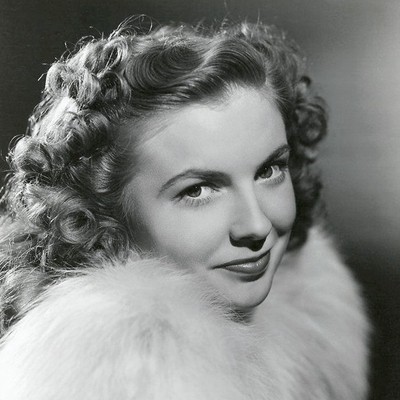Joan Leslie Autograph Profile