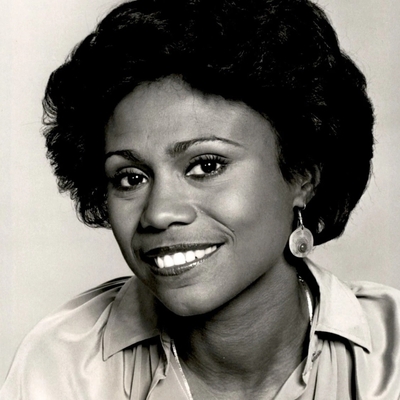 Joan Pringle Autograph Profile