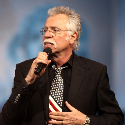 Joe Bonsall Autograph Profile