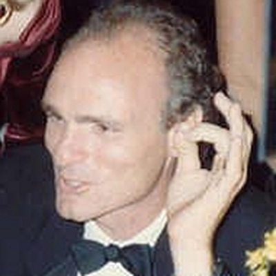 Joe Regalbuto Autograph Profile