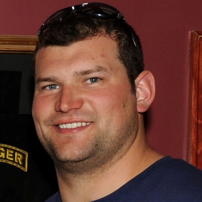 Joe Thomas Autograph Profile