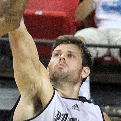 Joel Freeland Autograph Profile