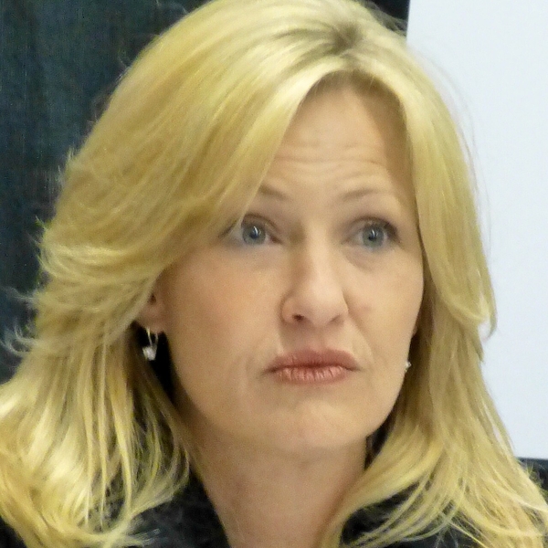 Joey Lauren Adams
