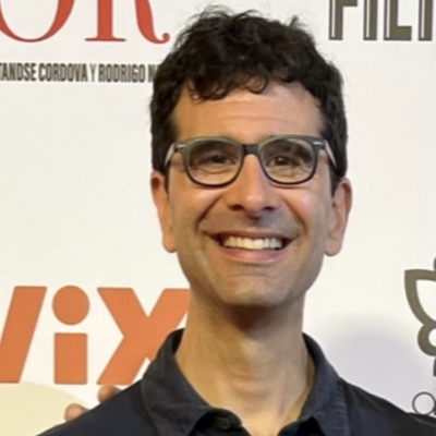 John Cariani Autograph Profile