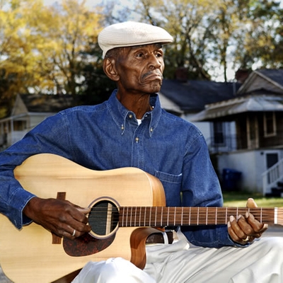 John Dee Holeman