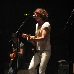 Johnny Borrell
