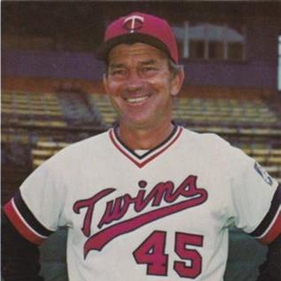 Johnny Goryl Autograph Profile