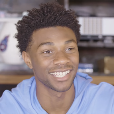 Jonathan Daviss Autograph Profile