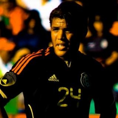 Jonathan dos Santos Autograph Profile