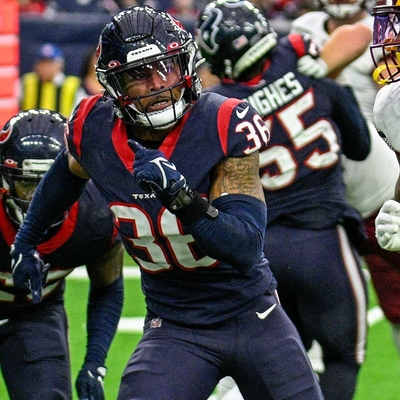 Jonathan Owens Autograph Profile