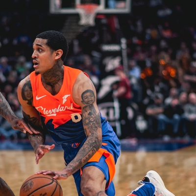 Jordan Clarkson Autograph Profile
