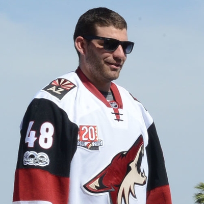 Jordan Martinook Autograph Profile