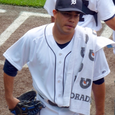 Jose Alvarez Autograph Profile