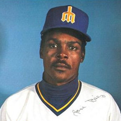 Jose Baez Autograph Profile