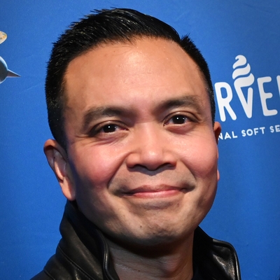 Jose Llana Autograph Profile