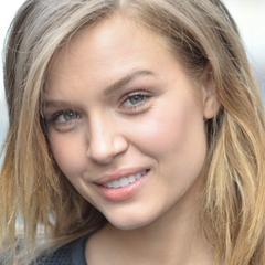 Josephine Skriver