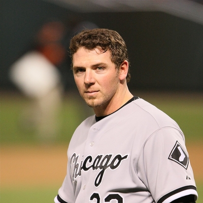 Josh Fields Autograph Profile