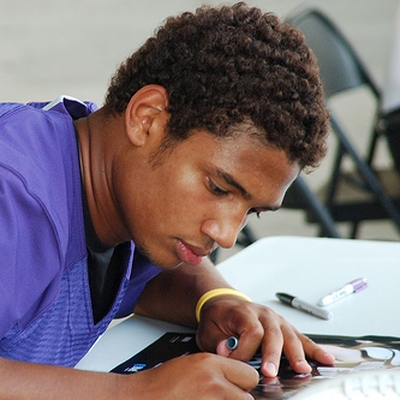 Josh Freeman Autograph Profile