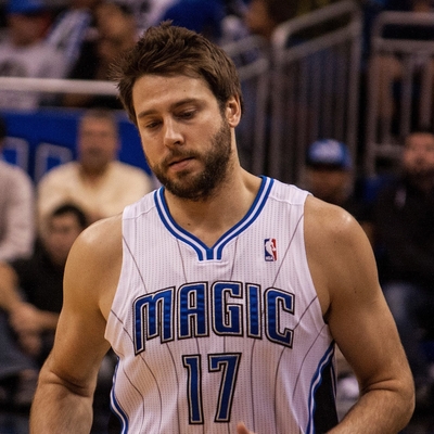 Josh McRoberts Autograph Profile