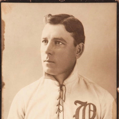 Jouett Meekin Autograph Profile
