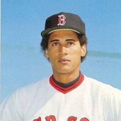 Juan Beniquez Autograph Profile