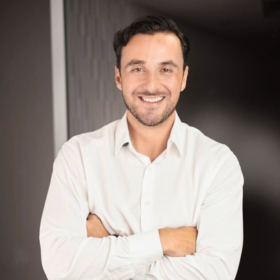 Juan Pablo Velasco Autograph Profile