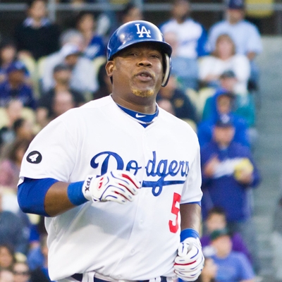 Juan Uribe Autograph Profile