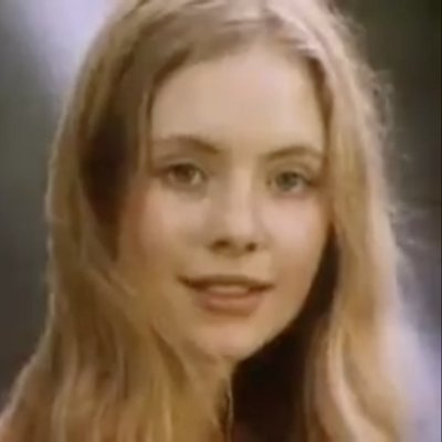 Judi Bowker Autograph Profile