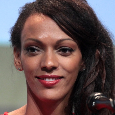 Judith Shekoni Autograph Profile