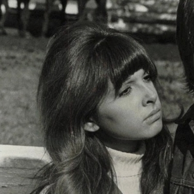 Judy Strangis Autograph Profile